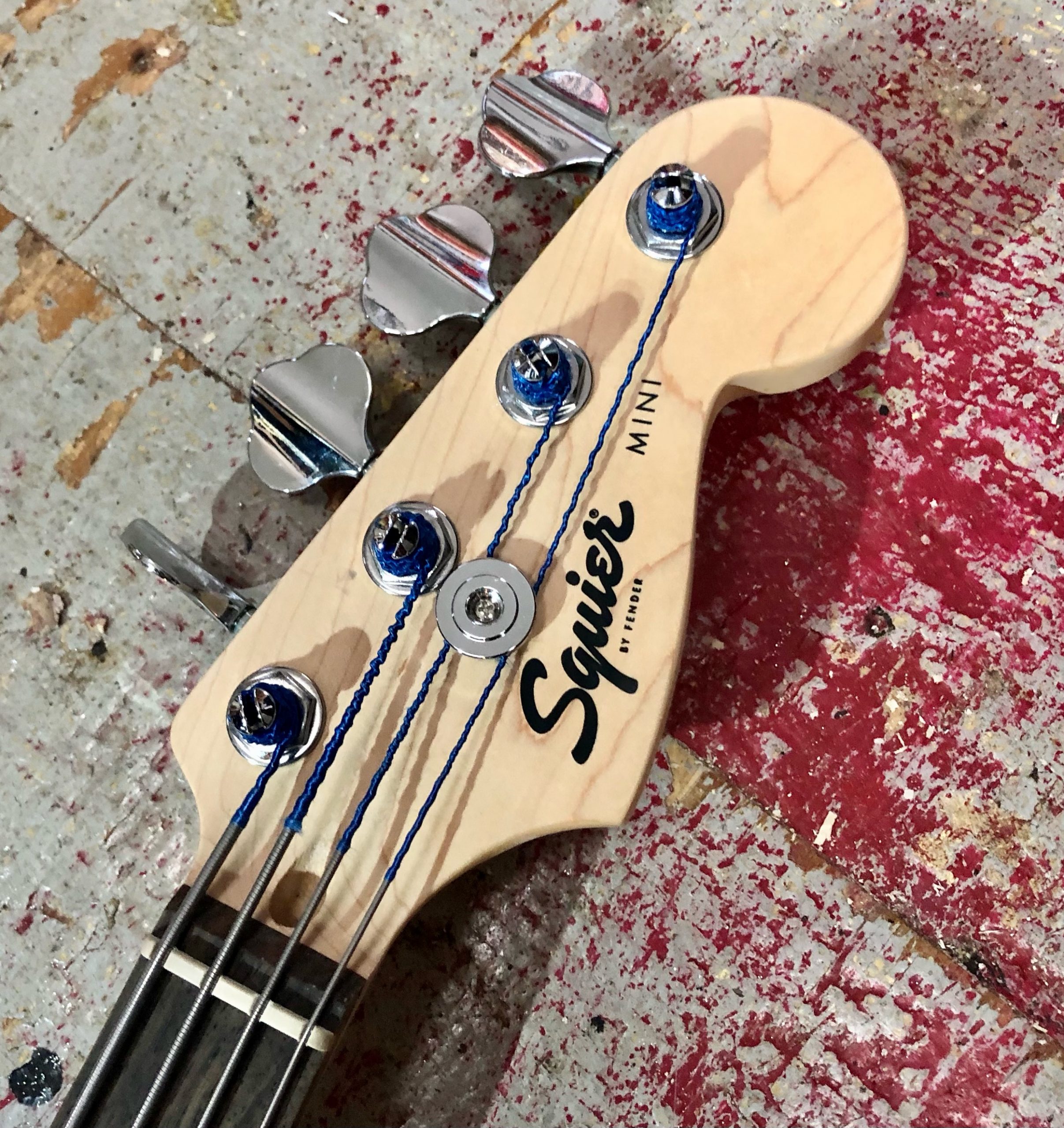 760FM Mini P Strings 31" Wound Length - Image 2