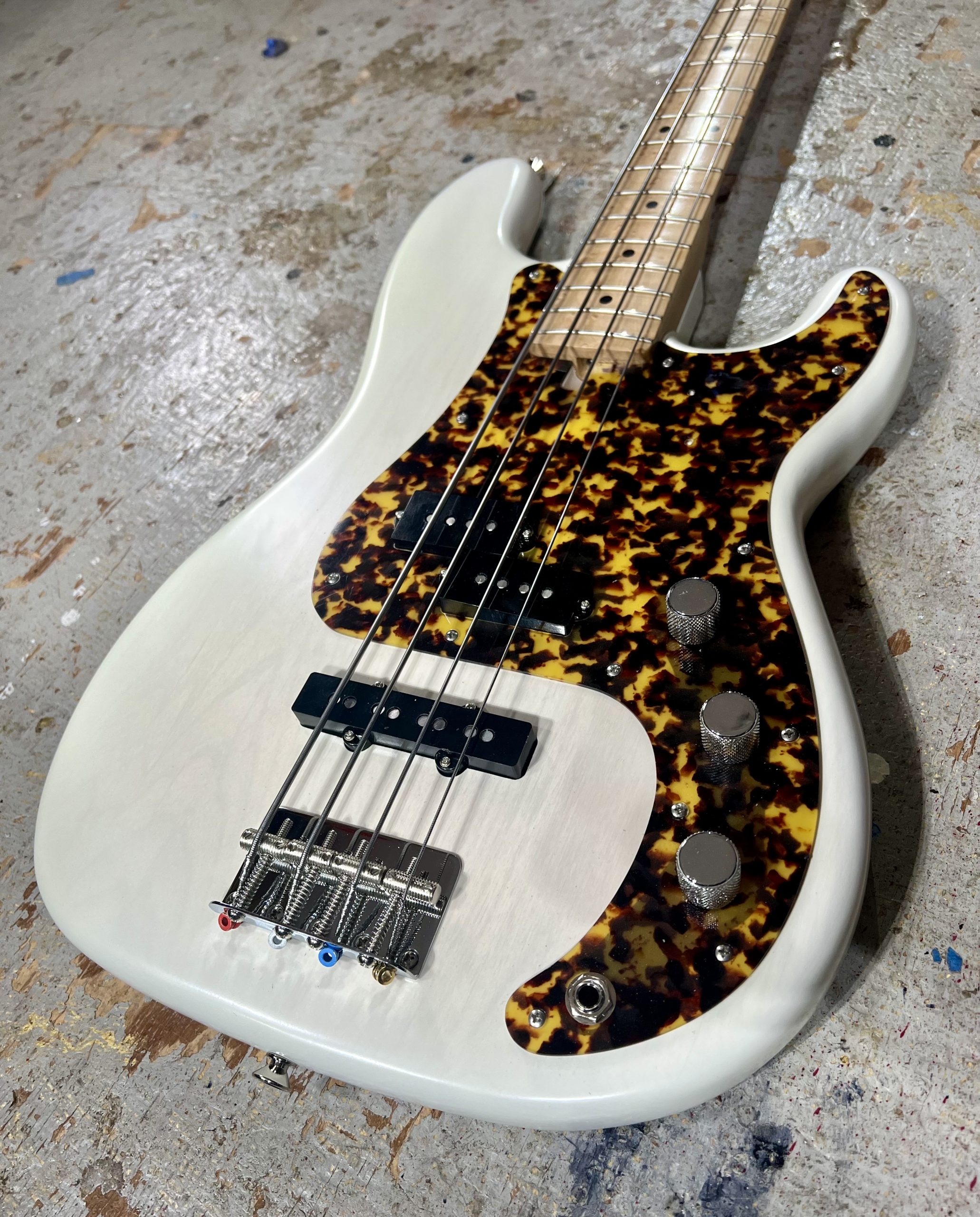 #PJ4-2160 Olinto 4-String PJ Bass - Trans Blonde - Image 12