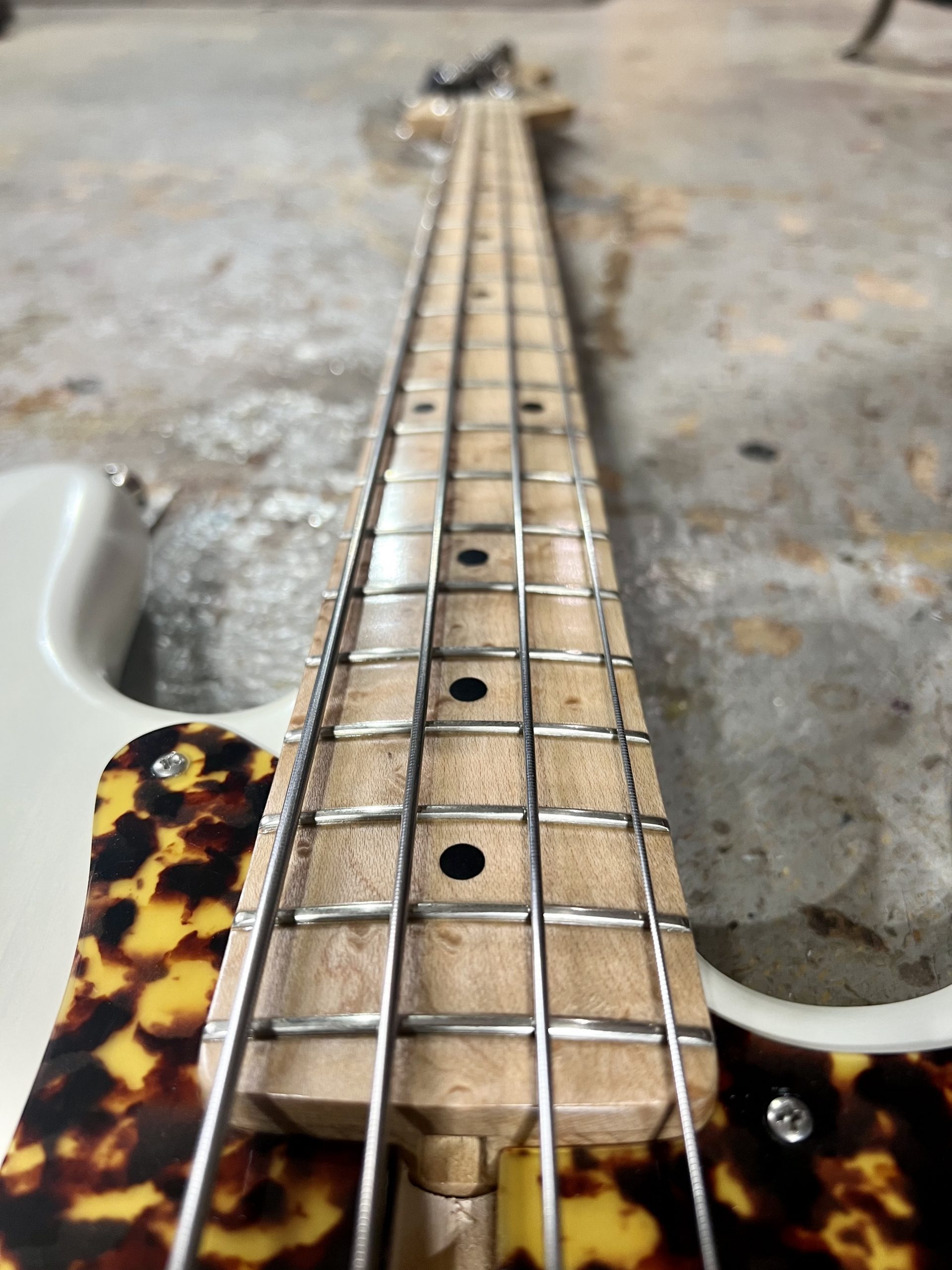 #PJ4-2160 Olinto 4-String PJ Bass - Trans Blonde - Image 7